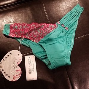 Beach Bunny - Big girls dont cry bikini bottoms